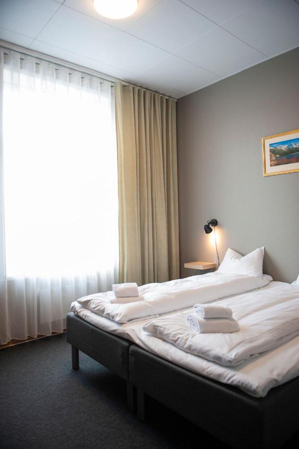 Henriks Hotell Skien Exterior foto