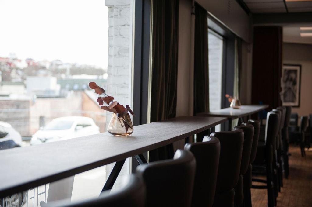 Henriks Hotell Skien Exterior foto